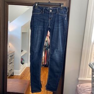 Silver jeans dark skinny leg